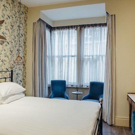 Crown Hotel Stamford Bagian luar foto
