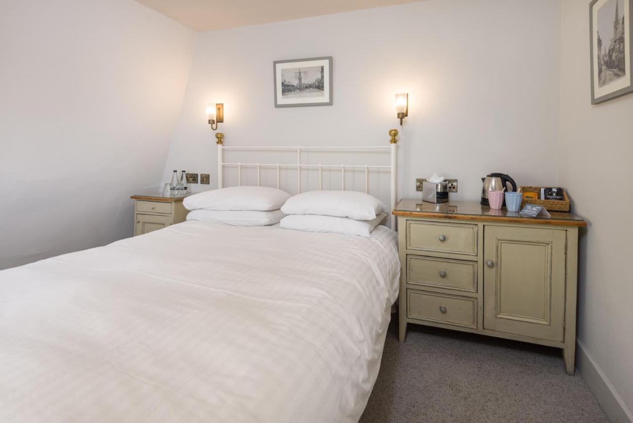 Crown Hotel Stamford Bagian luar foto