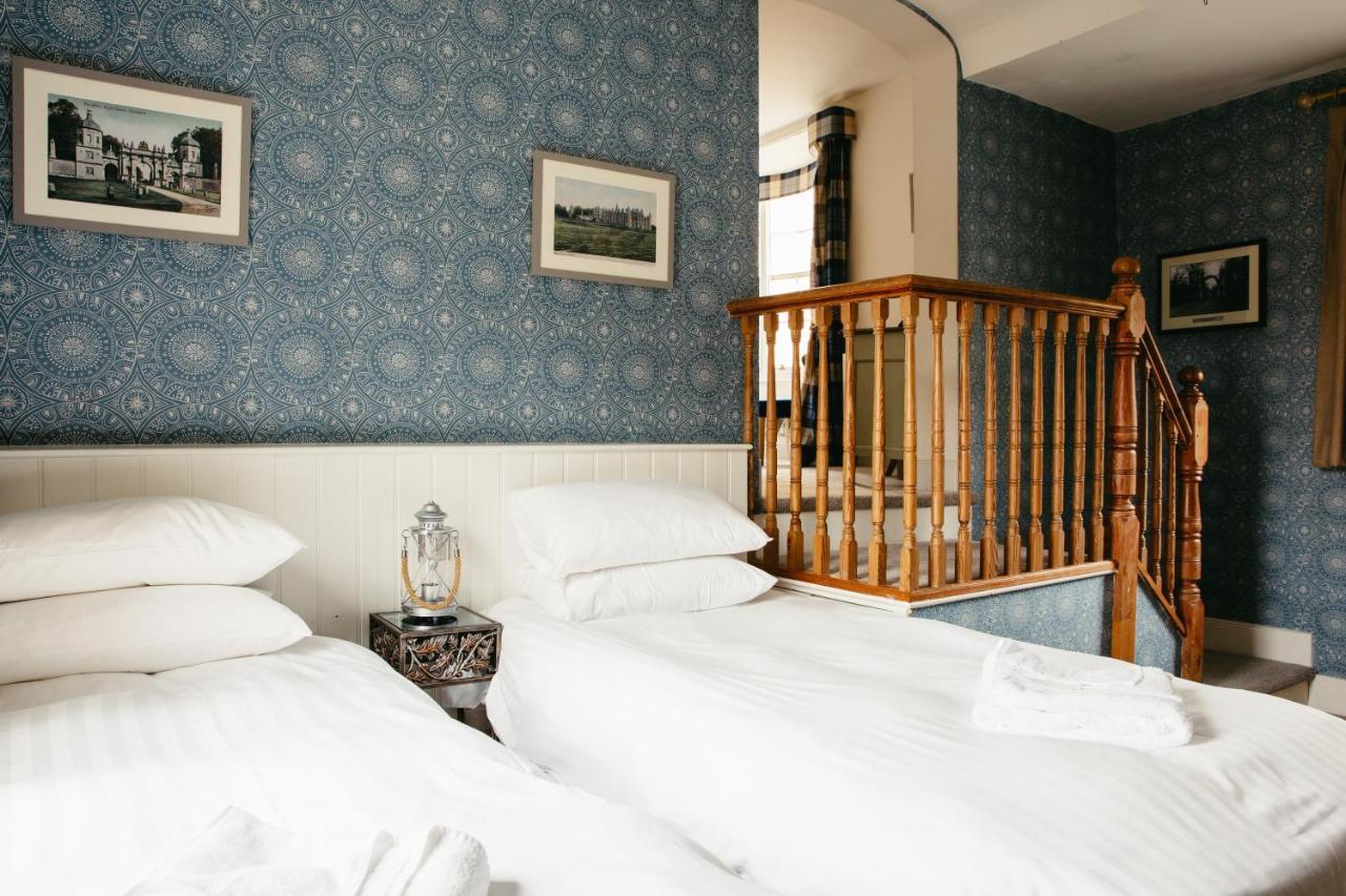 Crown Hotel Stamford Bagian luar foto