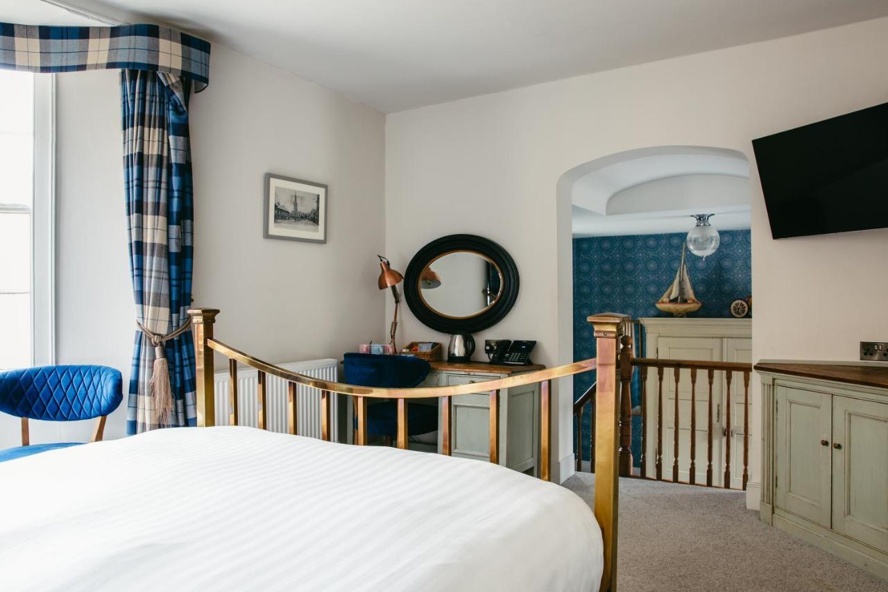 Crown Hotel Stamford Bagian luar foto